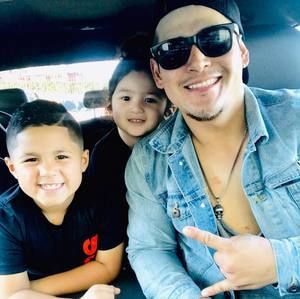 Meet your Posher, Axel enrique